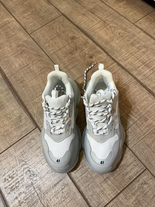 Balenciaga triple s