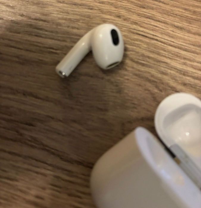 Комплект от iPhone 14 + AirPods 3 + MagSafe зарядно