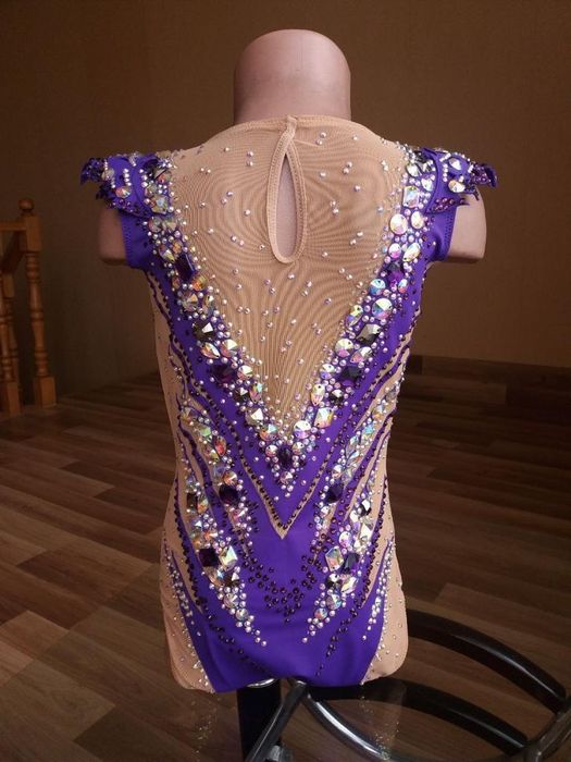 Costum gimnastica ritmica 7-9 ani