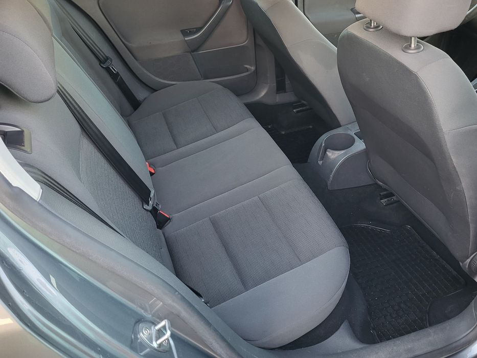 Golf 5 Anul 2007 1.6 mpi benzina 102cp Euro4