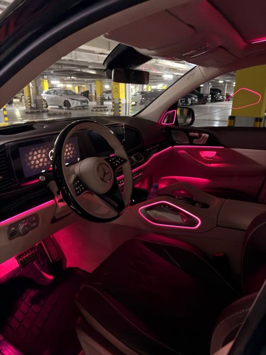 Mercedes-Benz Maybach GLS 600 год 2025