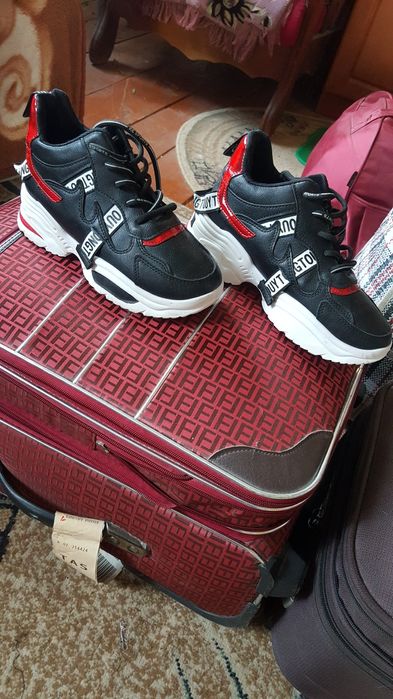 Женская обувь состояние хорошее