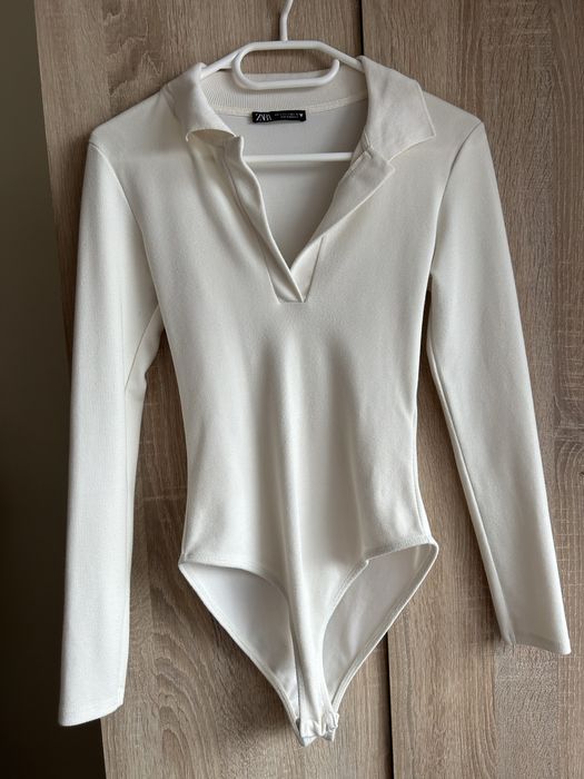 Body Zara de culoare crem