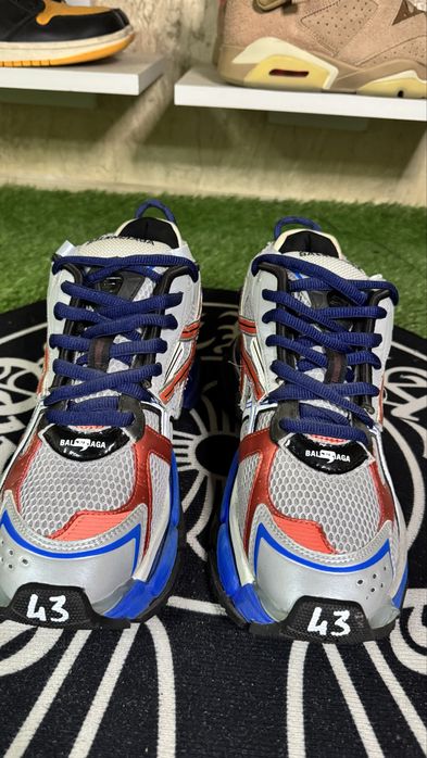 Balenciaga Runner
