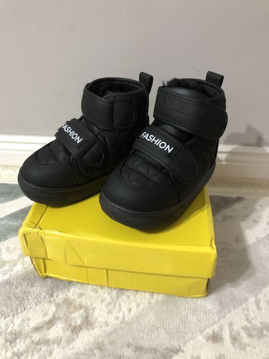 НОВЫЕ детские зимние ботинки