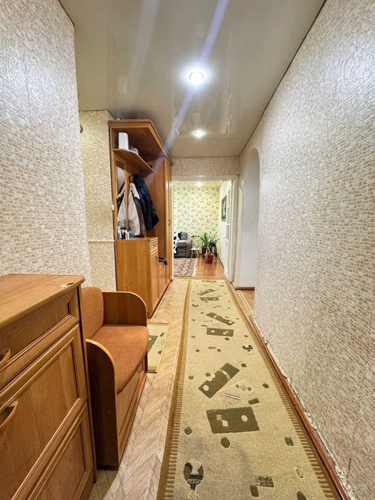 Продам 4 комн. квартиру, в районе Береке