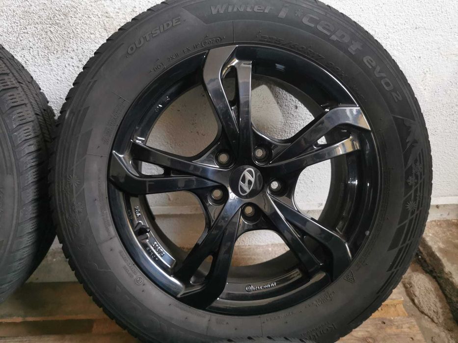 Jante Originale Hyundai Kona / Tucson R 17 cu anvelope de iarna
