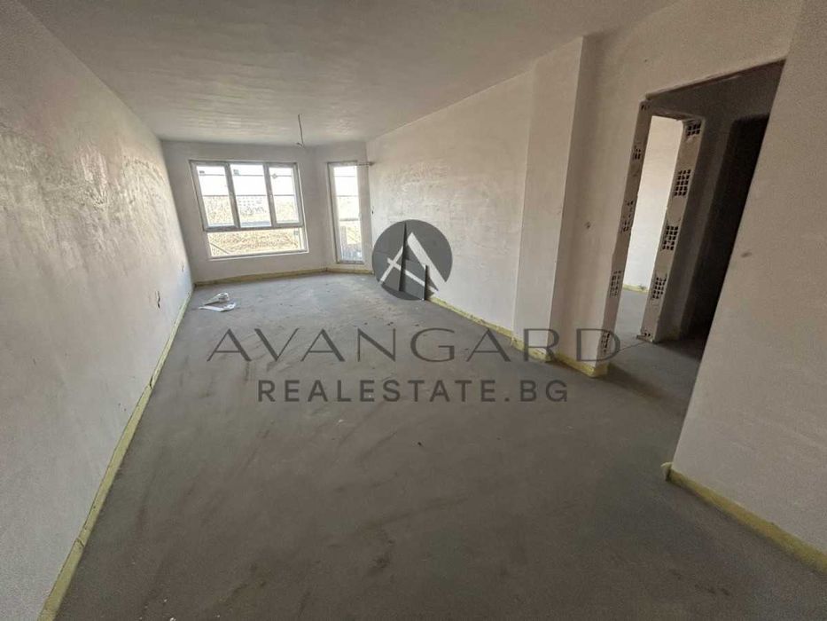 Продава се Двустаен апартамент в Пловдив, Остромила - 68 кв.м за 1471 €/кв.м - Снимка #1