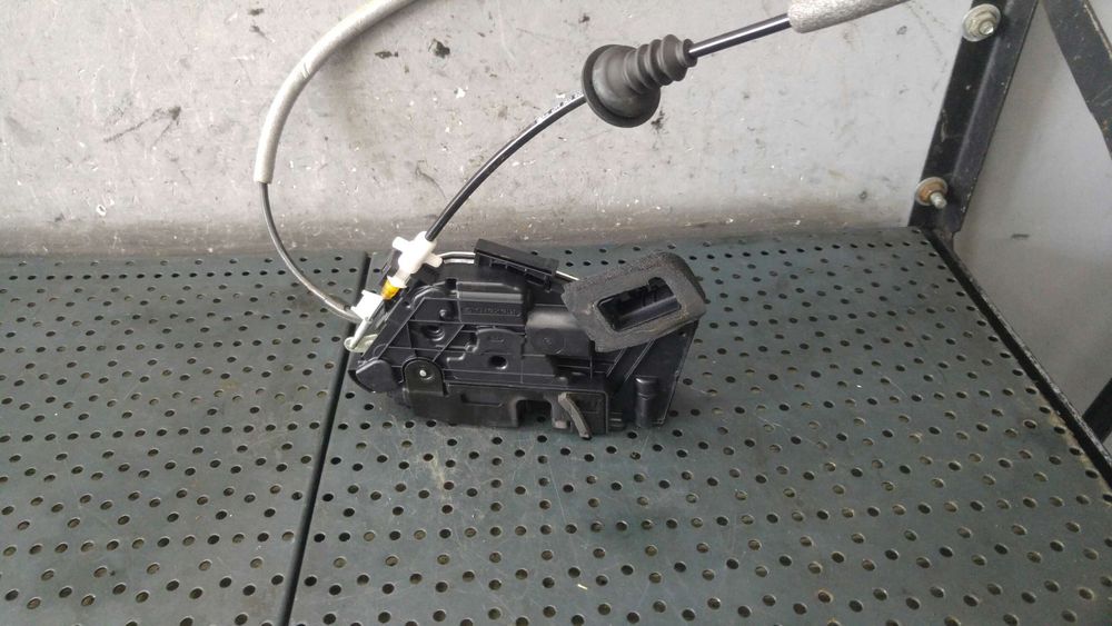 Broasca usa dreapta fata skoda octavia 3 5e3 nl3 nr3 5e1837016a