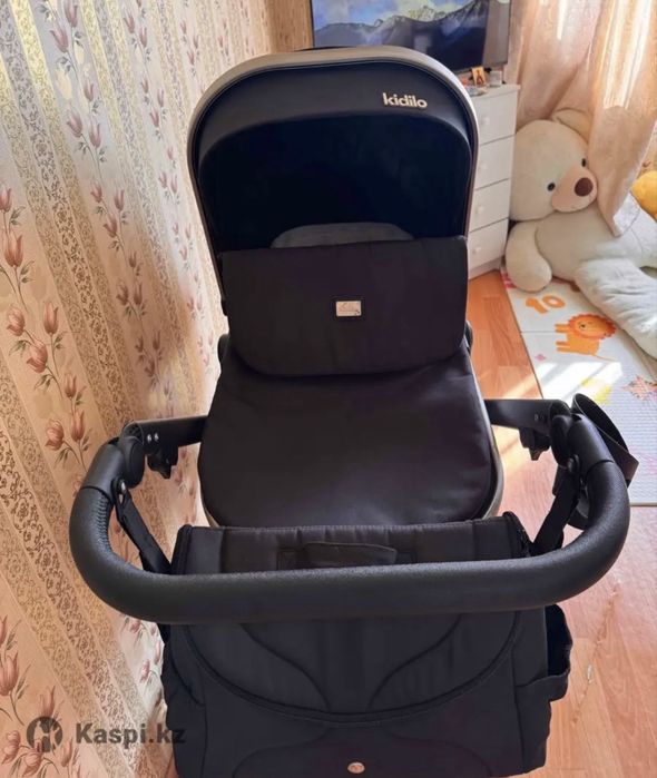 Продам колсяку срочно !