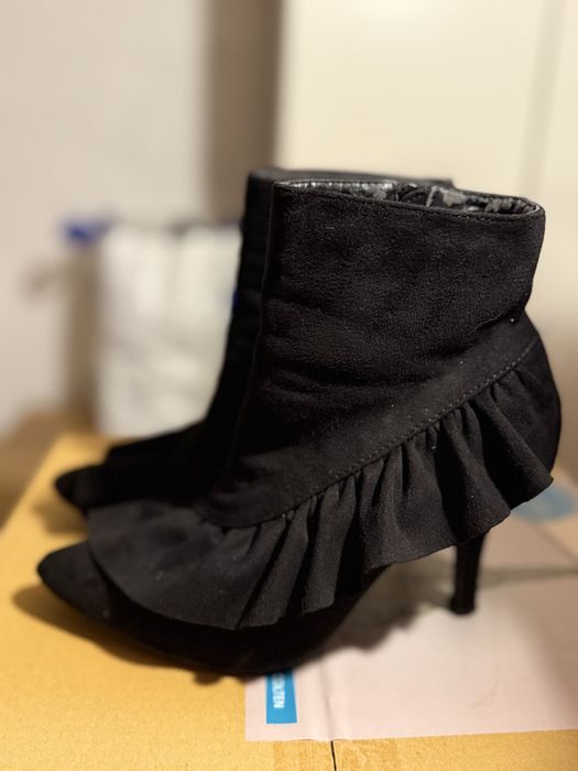 Ghete deosebite dama marime 38