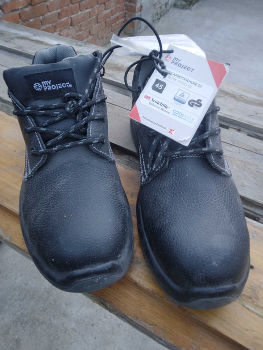 Работни обувки НОМЕР 45