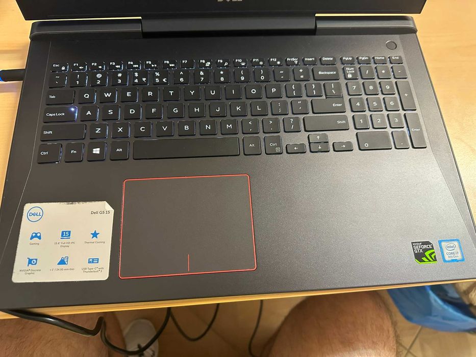 Dell G5 15 i7-8750H, 16 GB RAM, SSD+HDD 1TB, GTX 1050 TI