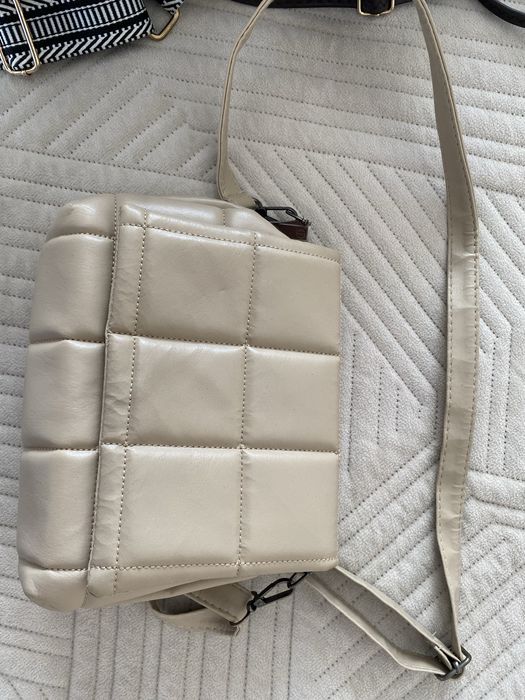 Продам сумки 1000тг