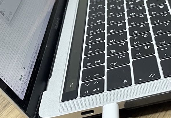 Macbook pro 256гб 2018.