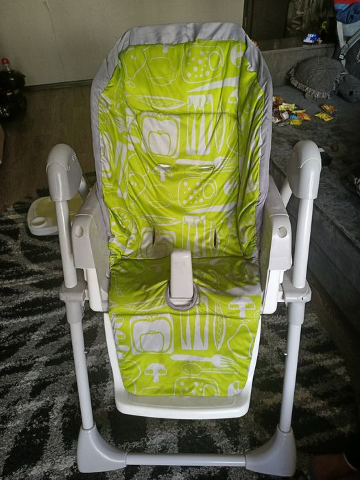 Продам стульчик для кормления