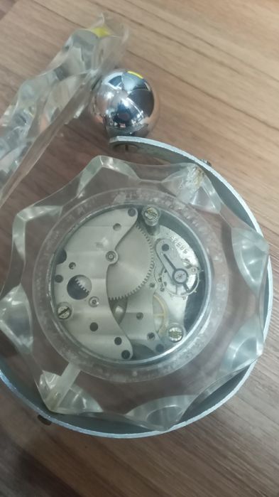 Часы настольные и