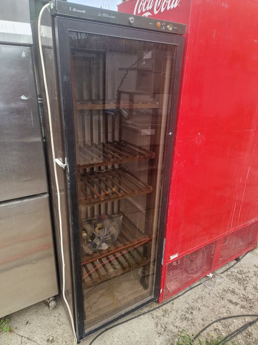 Vitrina calda si rece, cu banc și bain marie