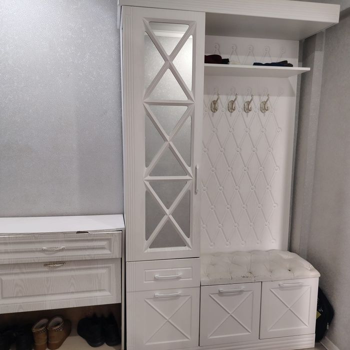 Продается прихожка