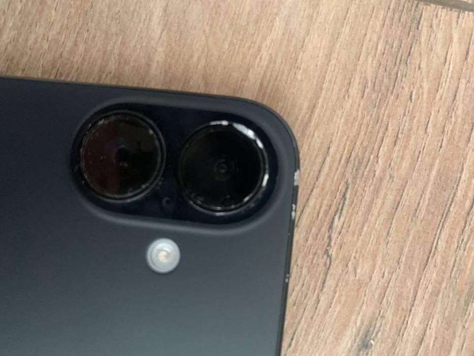 Iphone 16 ( 128 gb )