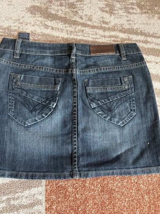 Дамска  пола от деним