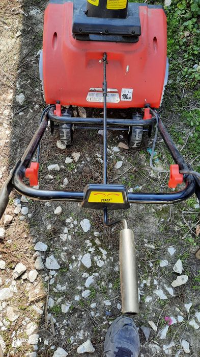 СНИГОРИН на ток. Работещ