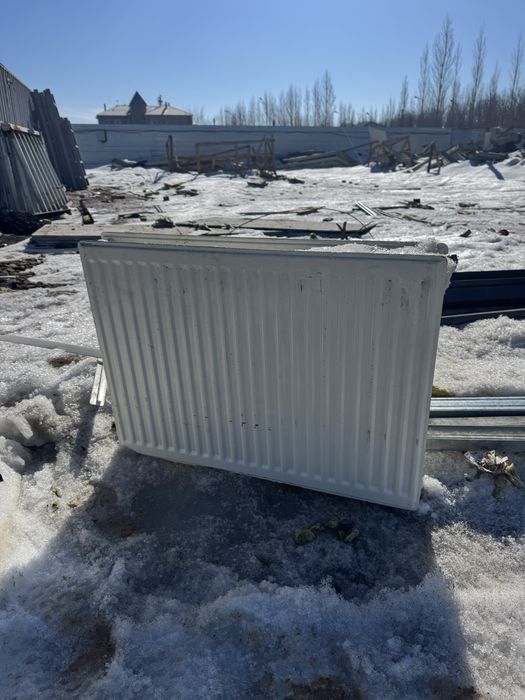 Радиатор отопления б/у