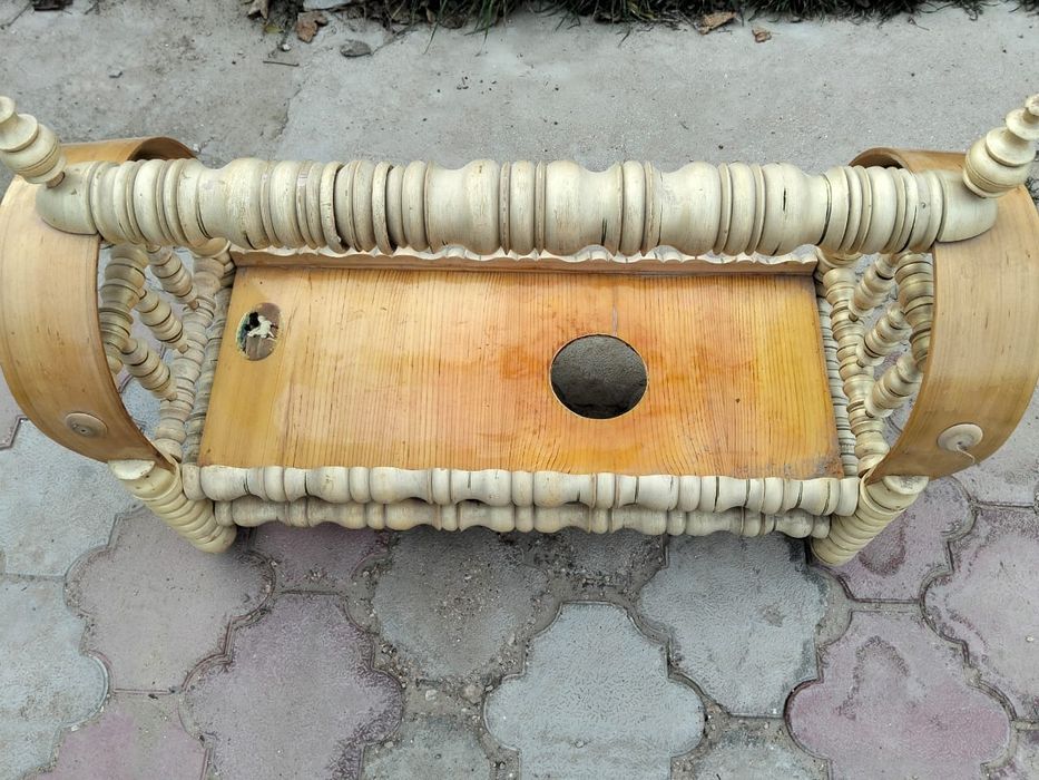 Жаксы жагдайда бесик сатылады