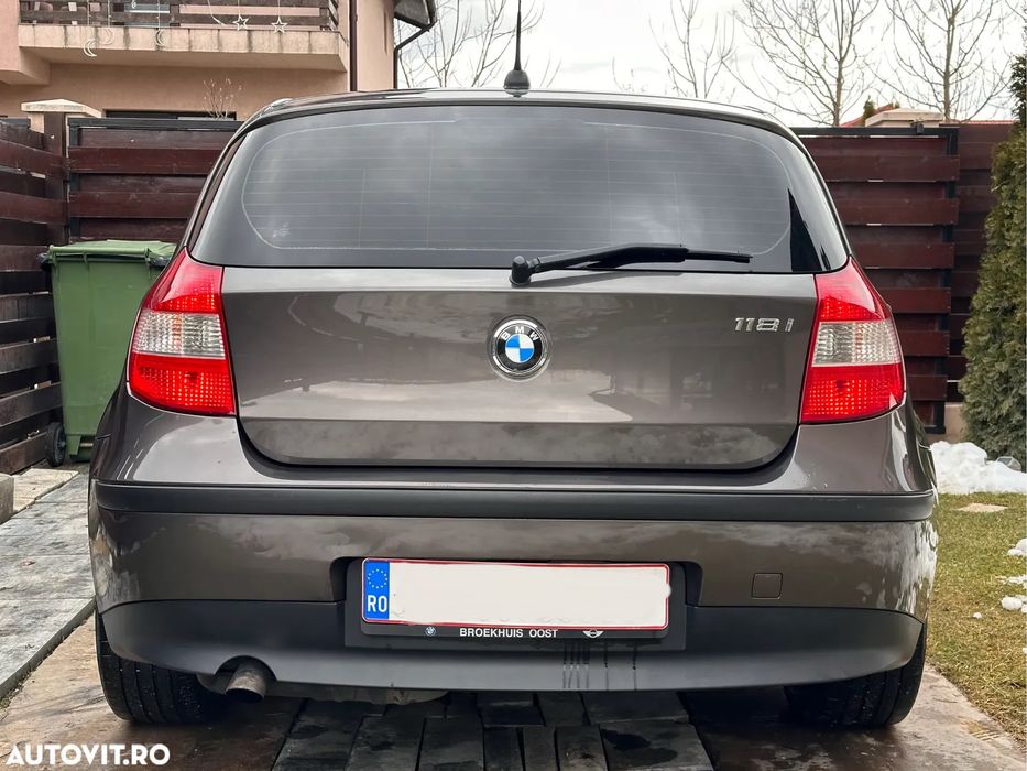 BMW seria 1  2007  E 87 ,2.0 benzina ,129 CP