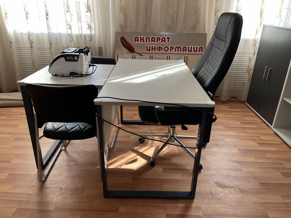 Продается  офисная  мебель