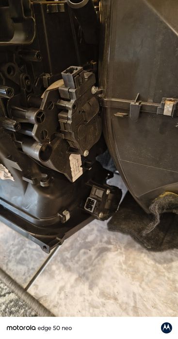 Корпус климатик и Airbag модул Mercedes w204