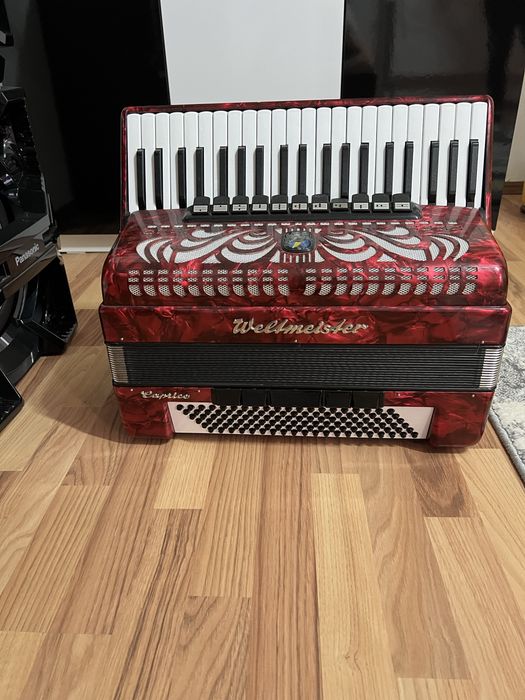 Acordeon Weltmeister Carpice 120 bași