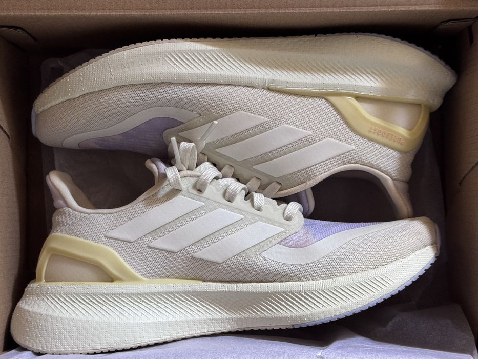 Дамски маратонки adidas
