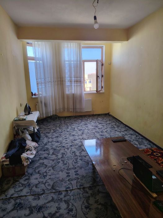 Зарафшон гранд уйларидан 2 хонали квартира сотилади