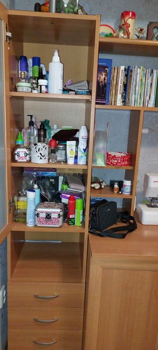 Стенка подростковая в отличном состоянии