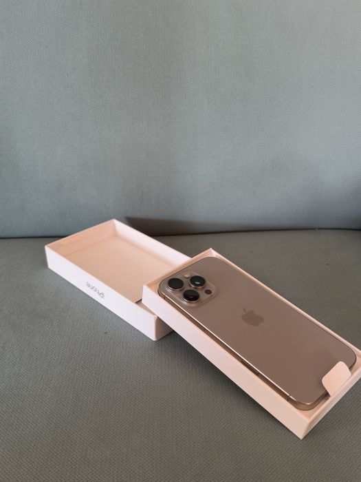 iPhone 16 Pro Max 256GB Silver | Impecabil | 92% Baterie | Full Box