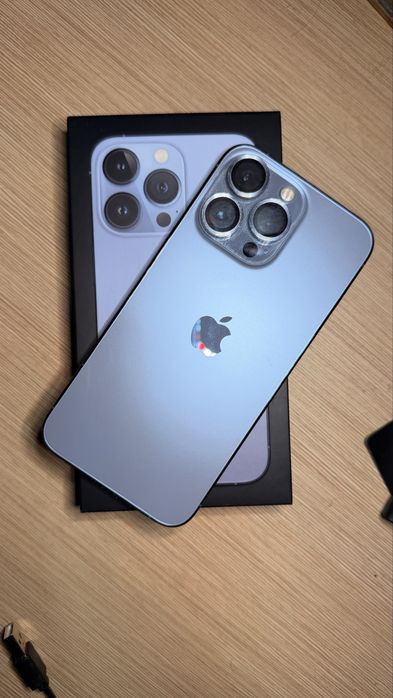 Продам IPhone 13 pro
