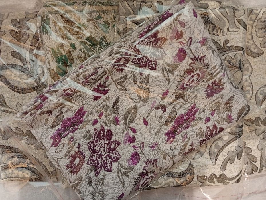 Продаю покрывала, гобелен.