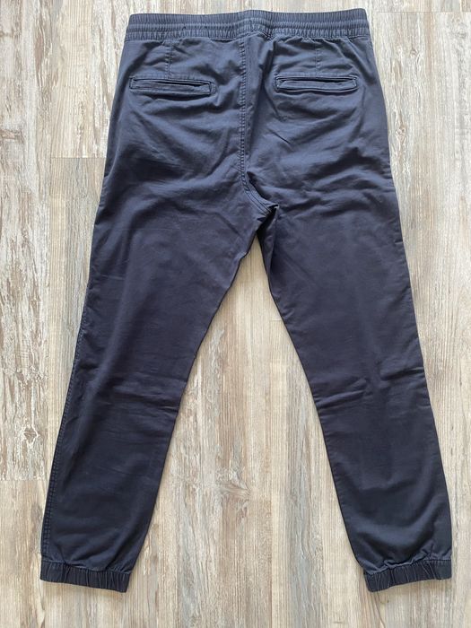 Дънки Slim Fit - класически стил