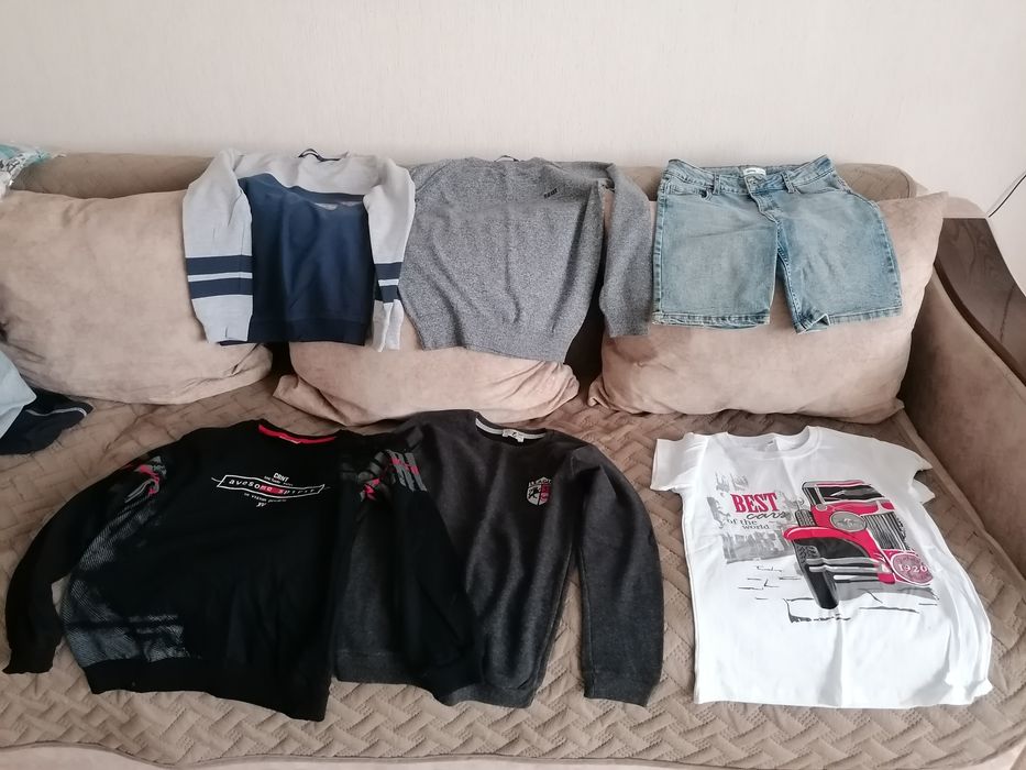 Продам детские вещи