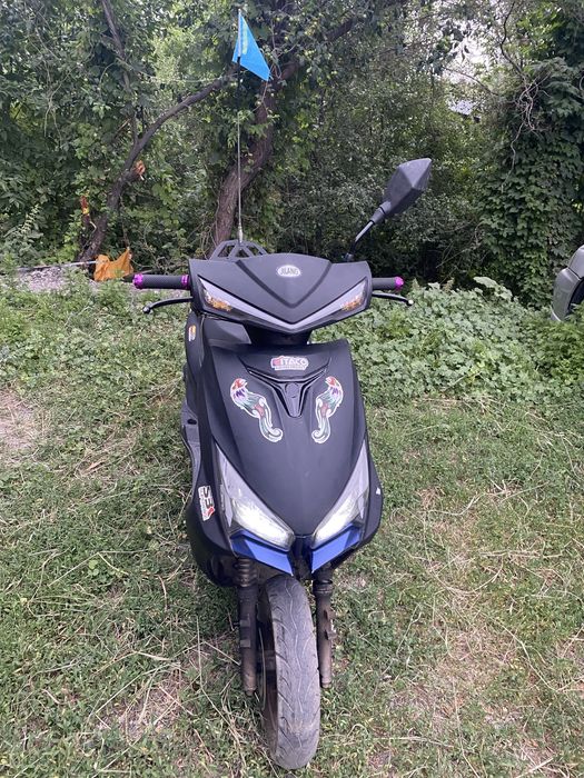 продам мопед М8.