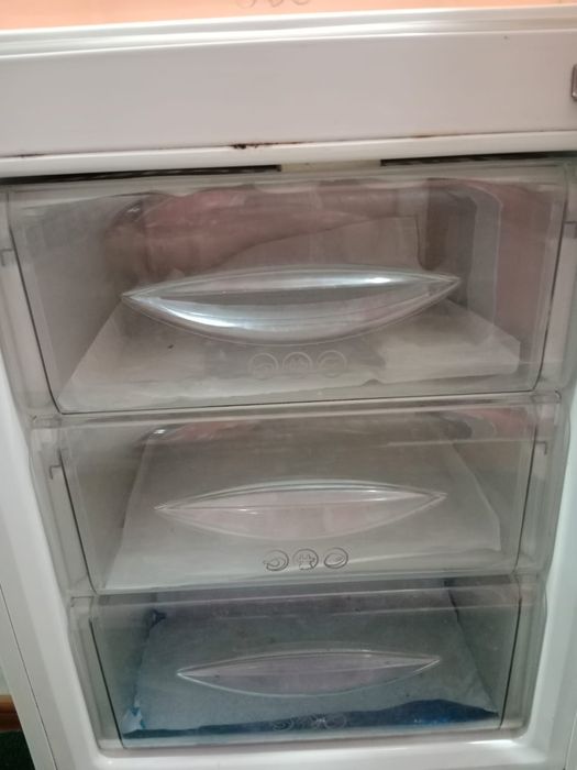 Холодильник продам