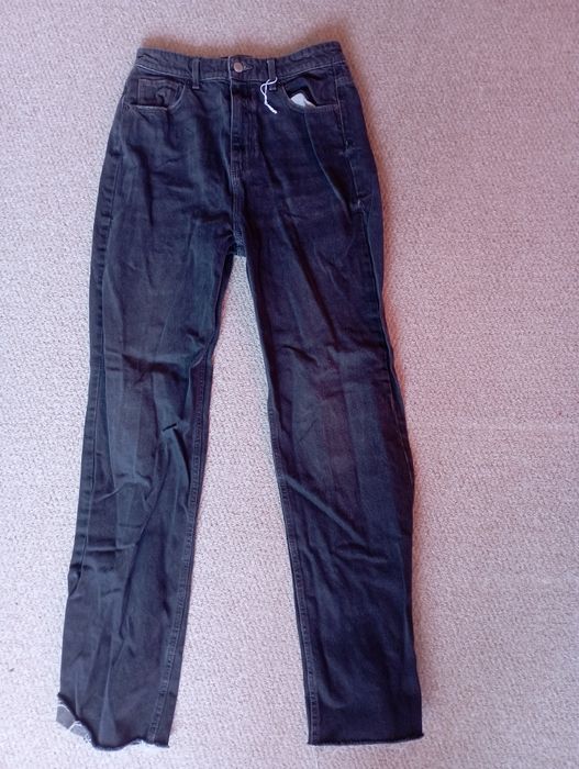 Продавам нови черни дънки