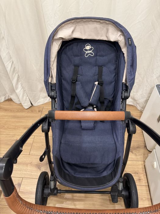 Cybex Leotie Flex Lux