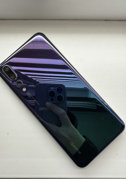 Продам P20 PRO идеал на 128гб