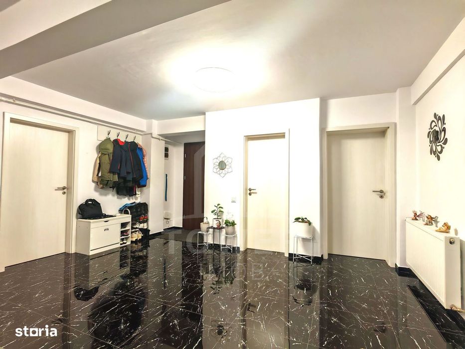 Penthouse 116 mp, terasă generoasă- vedere panoramică, compartimentare — fotografia 1