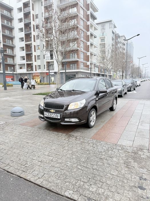 Nexia 3 tozza bir qol