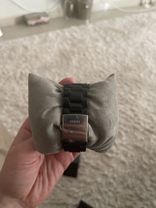 Ceas de mana casual Guess