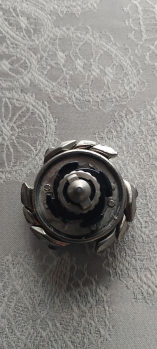 Vând colecție de beyblade