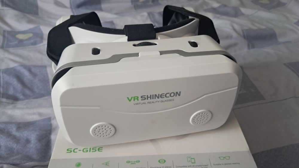 VR очки новые в отличном состоянии